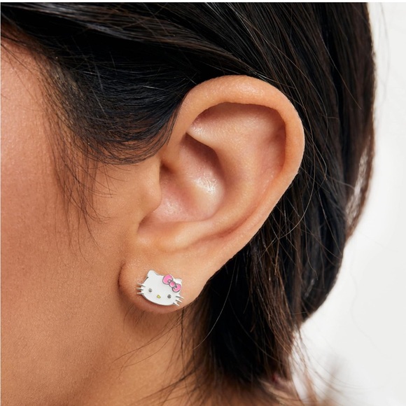 Sanrio Hello Kitty Women’s Stud Earrings - Picture 7 of 9